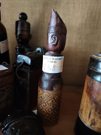 Lot de souvenirs dans le goût de l'Afrique...