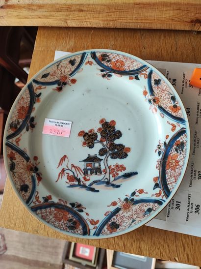 Lot de céramiques dans le goût de Chine,...