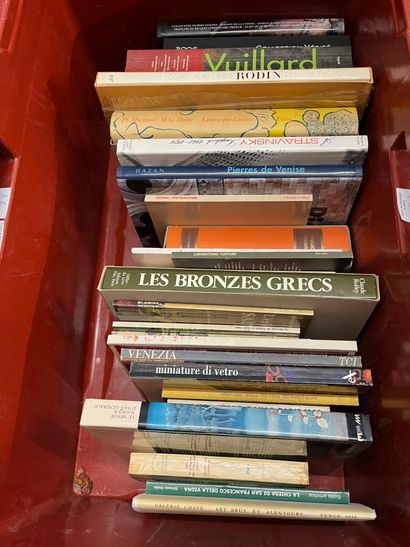 Two cases of art books including French faïence,...
