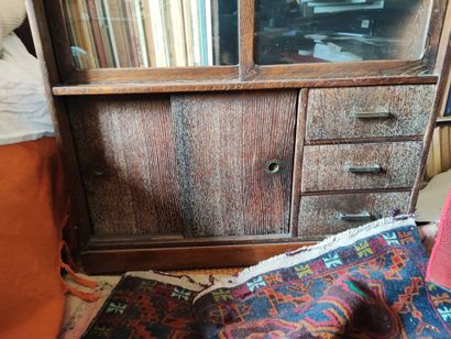 Low bookcase with display case 
H: 90 - W:...