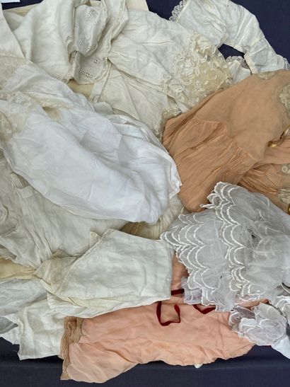 D -Lots of lingerie, knickers, shirts, overalls,...