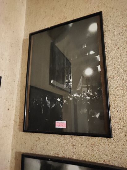 Lot of about 10 reproductions and photographs...
