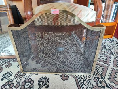 Lot comprenant : Lampe balustre en bois,...
