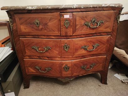 Veneered curved chest of drawers opening...
