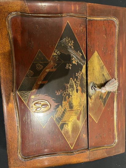 JAPAN
Lacquered wood writing desk decorated...
