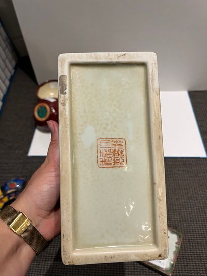 Modern Canton ceramic box (ref 72), length:...