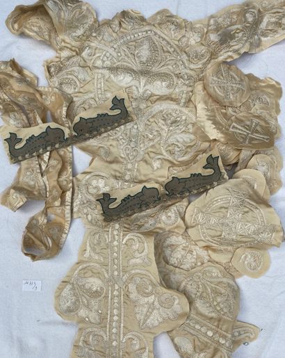 9 Set of disassembled chasuble elements:...