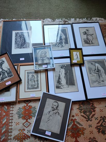 Lot of about 25 framed reproductions and...