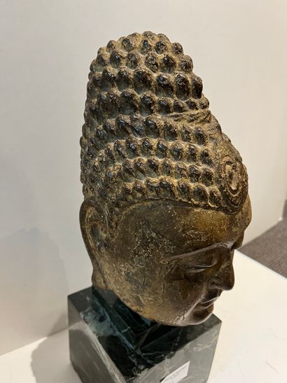 CHINA
Stone Buddha head, green marble base
Modern...
