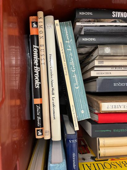 Two cases of art books, including Art of...