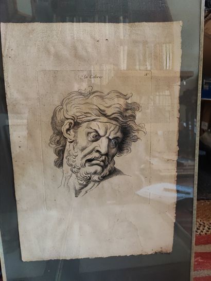 Lot de cinq encadrés représentant des visages...