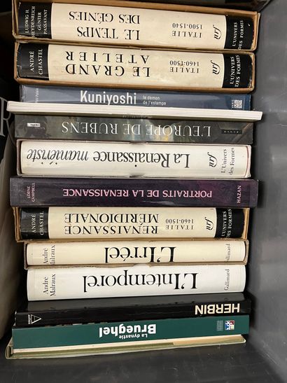 Two cases of art books including Japonisme,...