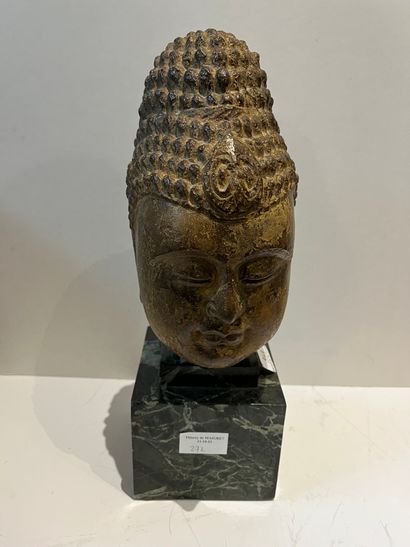 CHINA
Stone Buddha head, green marble base
Modern...