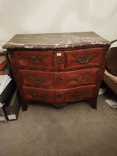 Veneered curved chest of drawers opening...