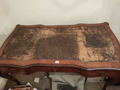 Louis XV-style veneered flat desk, opening...