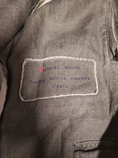 Set of 4 coats, two sleeveless, khaki and...