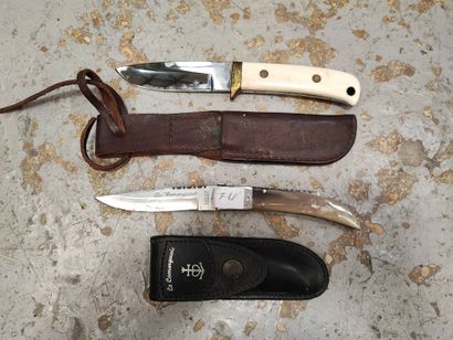 2010 Le Camarguais AC3G knife, horn plates,...