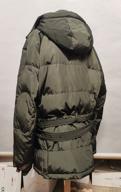 Khaki nylon parka with hood, 4 pockets, zip...