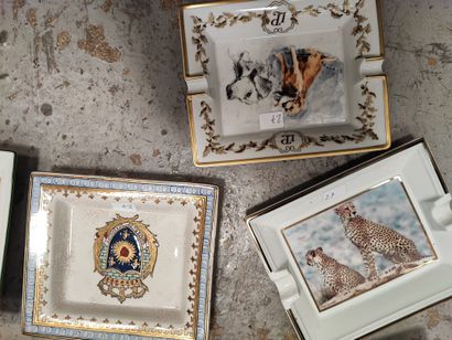 Set of 7 porcelain ashtrays with hunting...