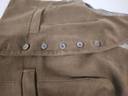 Set of 3 vests including: -HOLLAND & HOLLAND...