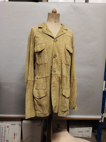 Set of 4 coats, two sleeveless, khaki and...
