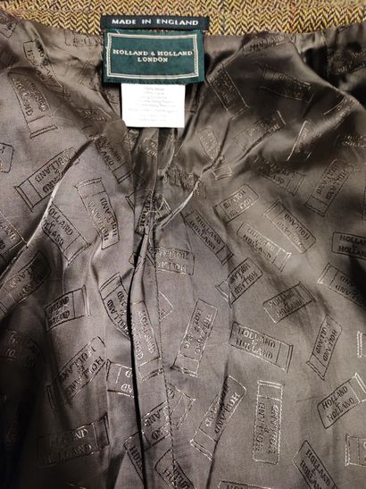 HOLLAND & HOLLAND London. Men's brown wool...
