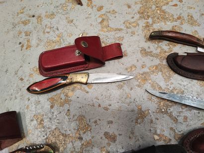 LAGUIOLE. Set of seven miscellaneous folding...