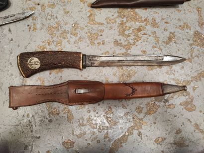 Hunting knife made from a bayonet, deer antler...