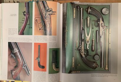 Dominique VENNER. The gun book. Pistols and...