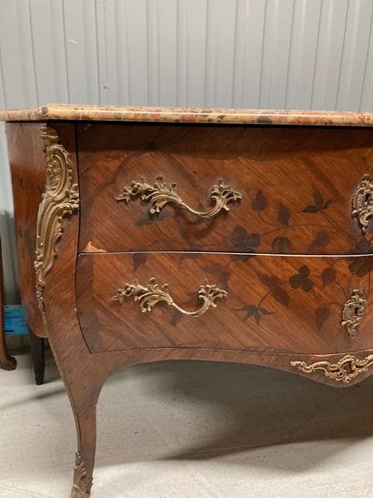 Marquetry chest of drawers, marble top
Dimensions:...