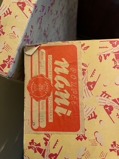 Nani doll in box
Wear and minor accident...