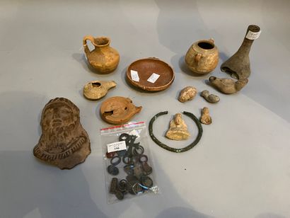 Lot of objects in the Antique style: two...