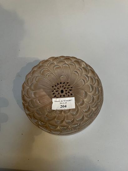 R. Lalique, France 
Dalhia molded glass box
Diam:...