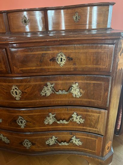 Tiered chest of drawers
Partly early 18th...
