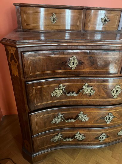 Tiered chest of drawers
Partly early 18th...