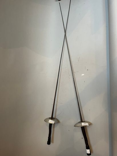 Set of two foils (worn)
