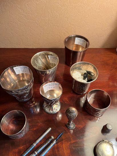 Silver and silver plated lot including feathers,...