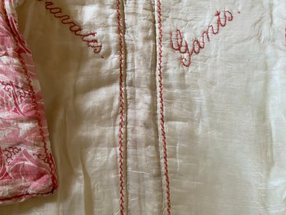 Lot comprising: 3 pairs of silk stockings,...