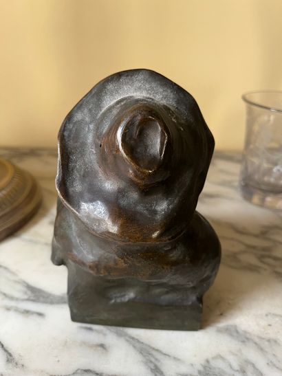 Man with hat
Patinated bronze group, marked...