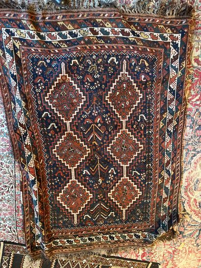 CAUCASE
Two carpets with diamond-shaped medallions
A...