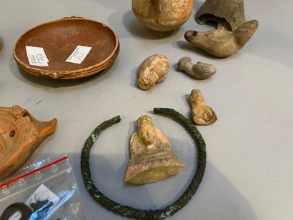 Lot of objects in the Antique style: two...