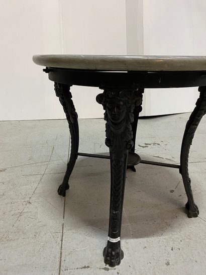 Coffee table in cast iron or black lacquered...