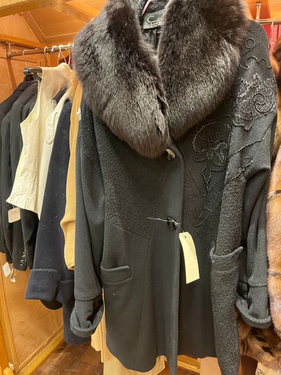 Set of coats 
Sold as is