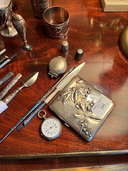 Silver and silver plated lot including feathers,...