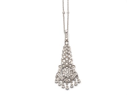 Pendant in openwork 750 thousandths white...