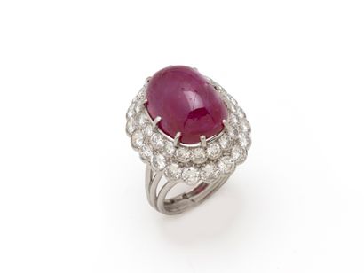 Bague en platine 850 millièmes ornée d'un...