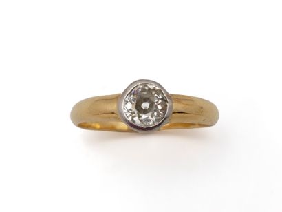 Small ring in gold 750 and platinum 850 thousandths...
