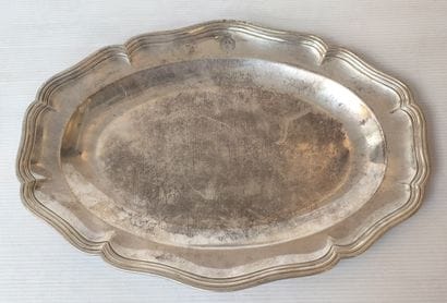 PLAT en argent. PARIS, orfèvre NC (?), 1768-69...