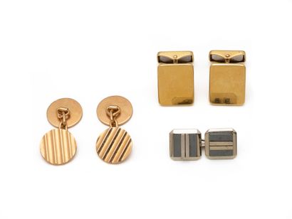 Lot in 750 thousandths gold consisting of...