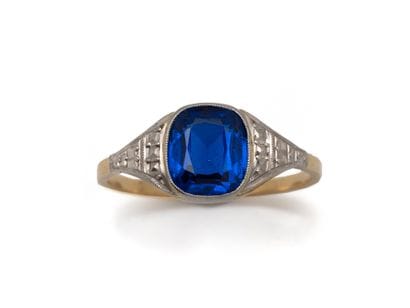 Gold 750 and platinum 850 thousandths ring,...